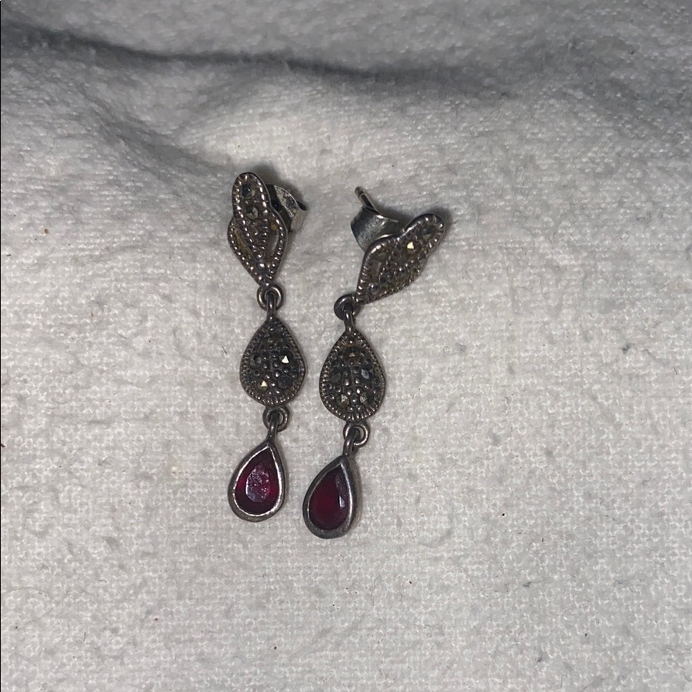 Elegant Silver and Red Garnet Teardrop Earrings